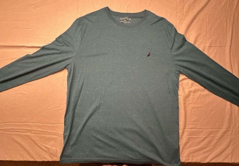 Nautica Men's Long-Sleeve Heather Crewneck T-Shirt
